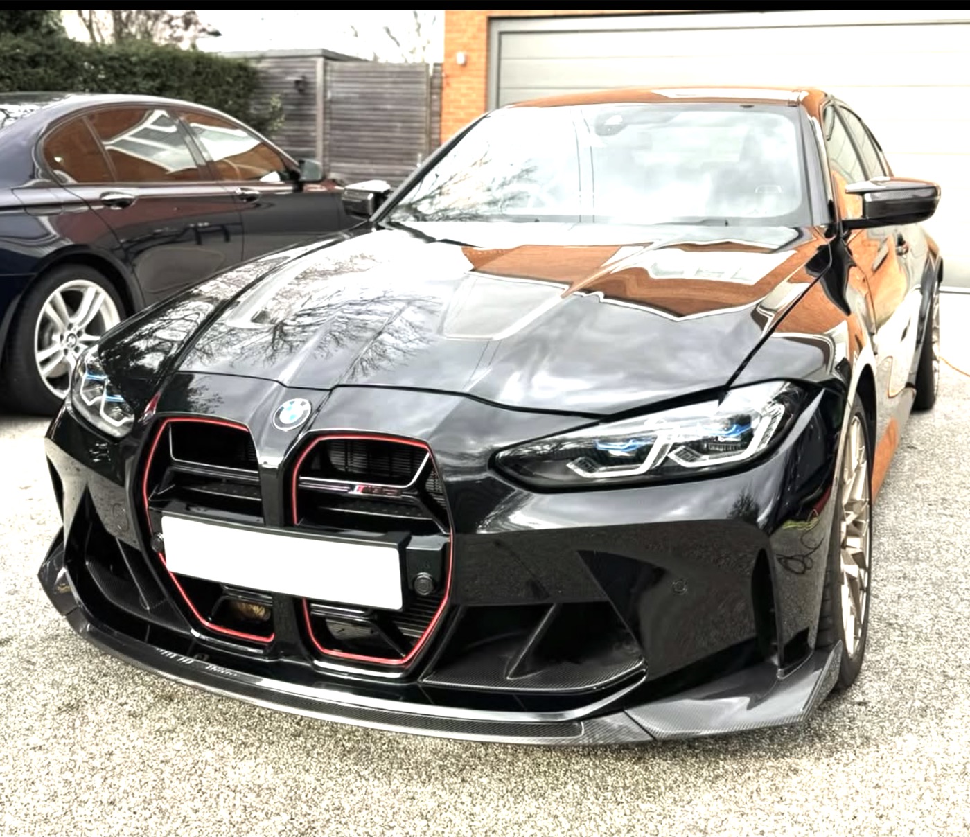 Customer car — Laura's driveway